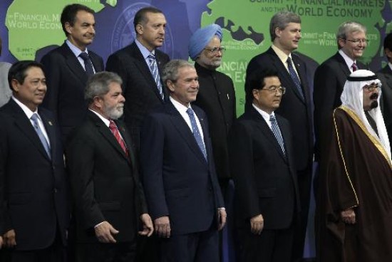 En realidad la reunión de líderes mundiales no aportó mayores soluciones a la crisis, pero sirvió para mostrar "imagen" hacia afuera. 