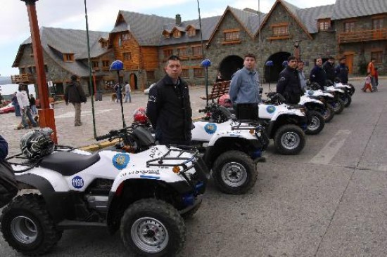 Camionetas y cuatriciclos fueron presentados en Bariloche y El Bolsn. 