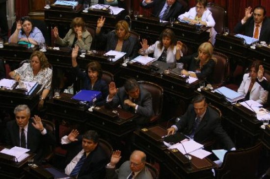 Finalmente, el oficialismo logró con amplitud la cantidad de votos necesarios para aprobar el proyecto del Ejecutivo. 