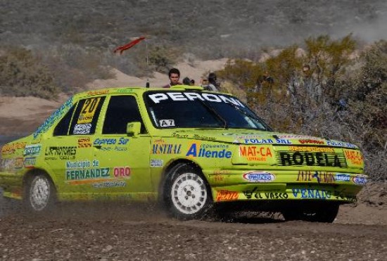 Eduardo Peroni manda en la clase A-7. 