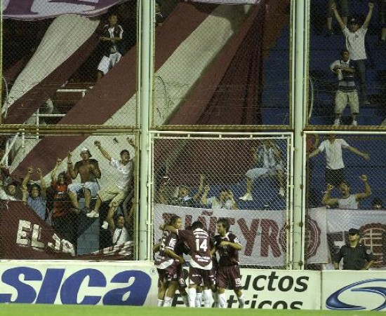 Contundente. El equipo de Luis Zubelda marc diferencias en el primer tiempo. 