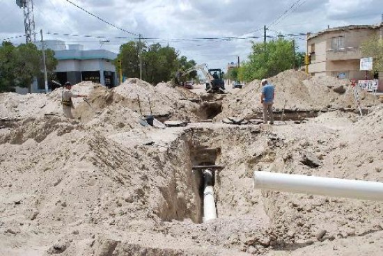 Alertan que si no se apisona el terreno, se podrn romper los caos que llevan el agua potable a los domicilios de San Antonio. 