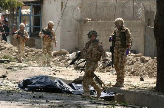 Un cambio de estrategia parece asumir EE. UU. con su intervencin militar en Afganistn. 