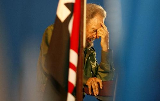A los 82 aos y con problemas de salud gravsimos, Fidel sigue siendo el jefe del Partido Comunista Cubano. 
