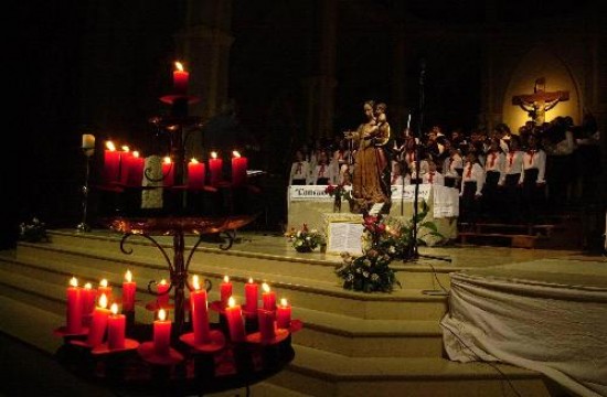 La Navidad Coral: un espectculo tradicional de alta calidad en la ciudad lacustre. 