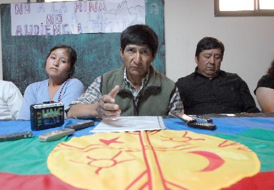 Los vecinos de Loncopu dieron una conferencia de prensa ayer por la maana en la capital neuquina. Por la tarde la provincia aval la explotacin. 