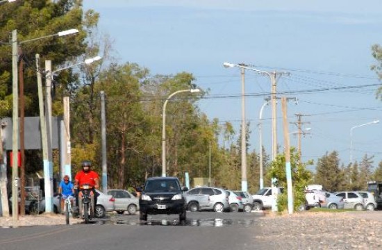 Las carreras de vehculos se concentran en la zona del alto de la capital neuquina. 