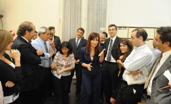 En seis aos de gobierno K, Cristina se dign ayer a bajar a la sala de periodistas 