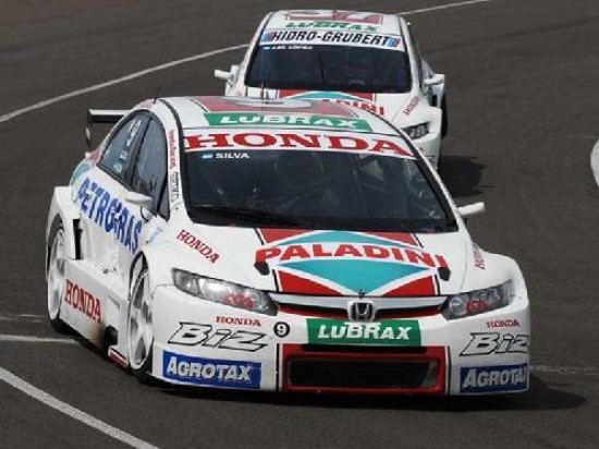 El equipo Honda todava no anunci su continuidad en el TC 2000. 
