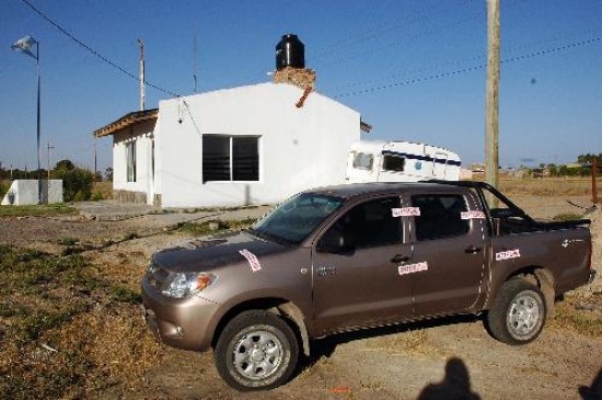 La camioneta fue secuestrada. Se comprob que los ocupantes estaban ebrios. 