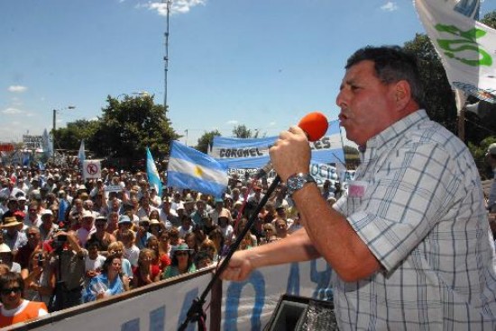Alfredo de Angeli lanz un abierto desafo a los Kirchner: 