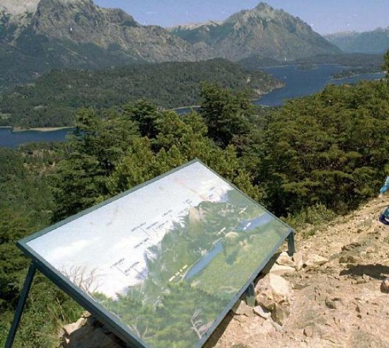 Las jvenes haban concurrido al cerro para disfrutar de la magnfica vista. Luego sufrieron la traumtica experiencia. 