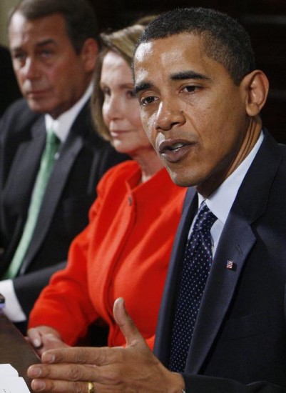 Durante su primer mensaje radial como presidente, Obama pidi al Congreso un pronto aval a las medidas contra la crisis. 