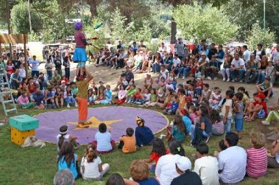  Los espectculos musicales y circenses sern lesgislados por la comuna de El Bolsn. 