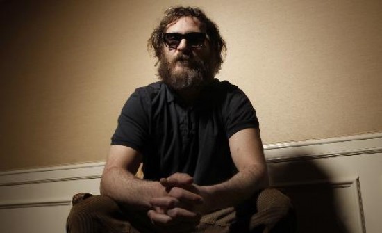 Joaqun Phoenix intenta cambiar de rumbo y se dedica a la msica. 