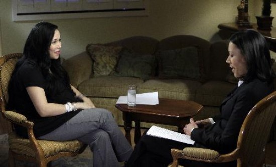 Nadya Suleman (izquierda), la madre de los ocho bebs en la entrevista concedida a la NBC. 