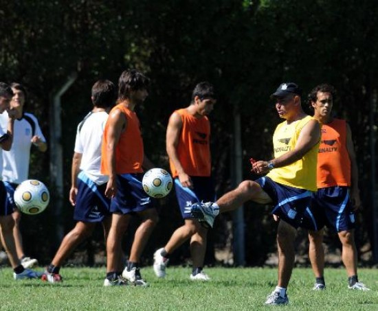 Llop le baj el pulgar a Vizcarra y tendr al delantero que quera: Rubn Ramrez. 