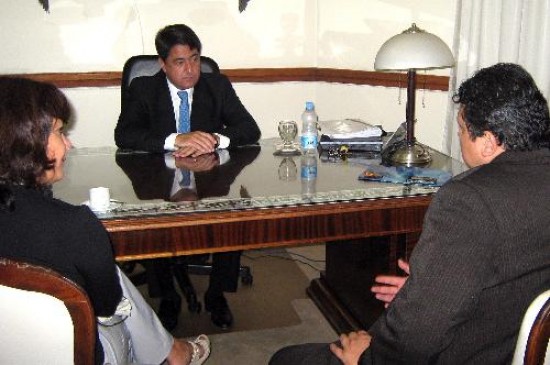 Rodrguez y Ura se reunieron esta semana con el titular del Consulado Patagnico, Espinoza Quintanilla. 