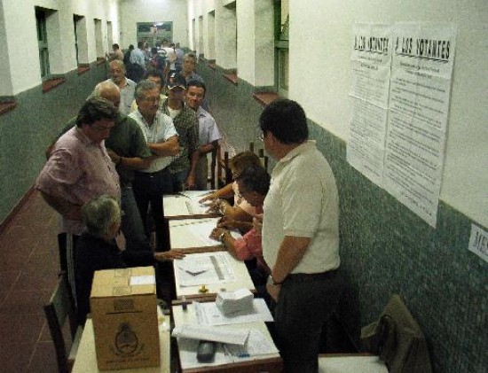 Dina Huapi tendr su primera eleccin municipal y Pomona votar el 17 de mayo. 