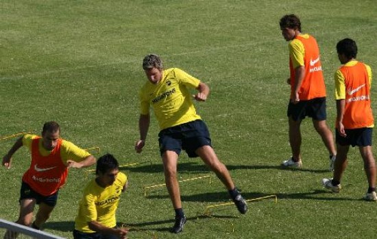 Despus de la operacin y varios meses de recuperacin, Martn Palermo podra regresar a las canchas el sbado. 