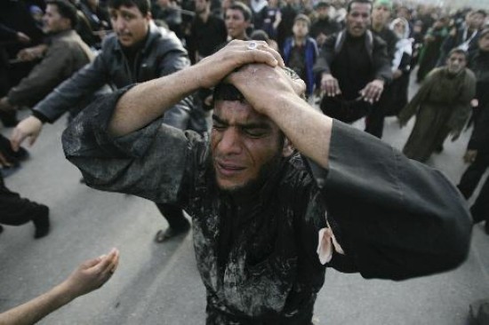 Los iraques chitas sufren un rebrote de violencia en estas festividades religiosas. 