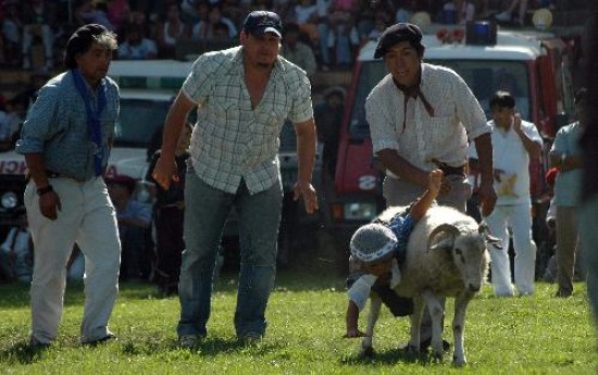 El Centro Tradicionalista Huilliches volvi a ser escenario de lo mejor de la cultura popular neuquina. 