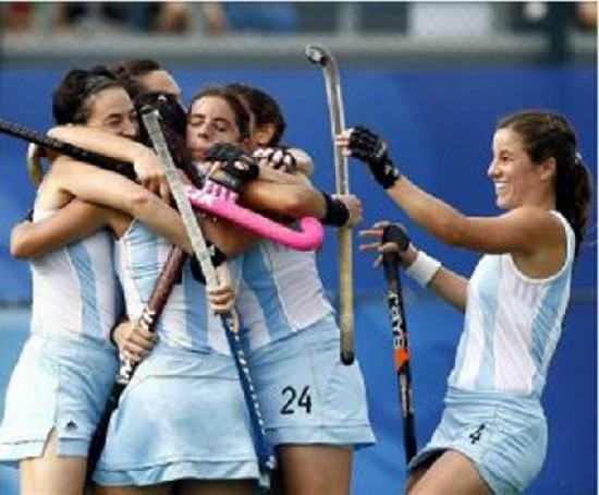 Las Leonas festejaron un apretado pasaporte a la final de la Copa Amrica. 