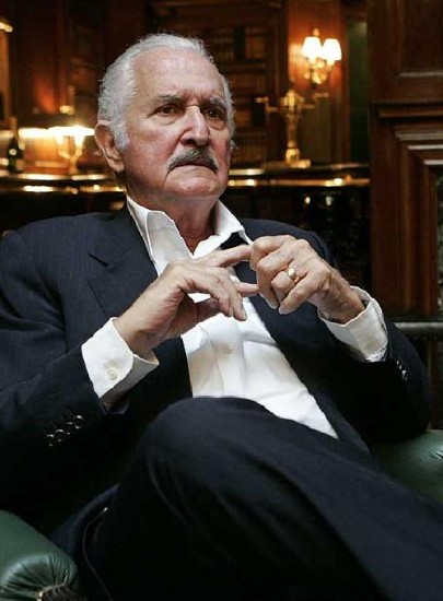 Carlos Fuentes prologa el libro sobre Poe. 