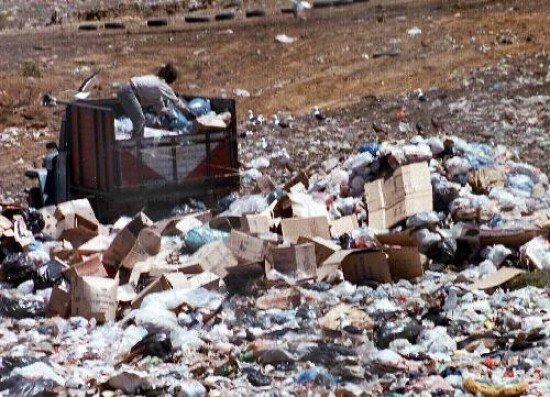 El ingreso de personas ajenas a la Asociacin de Recicladores gener malestar en el grupo y se lo hicieron saber al intendente. 