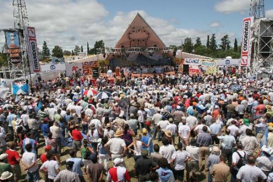 La conduccin del sector agroproductor esperaba una mayor concentracin. Igual golpearon con sus discursos al kirchnerismo. 