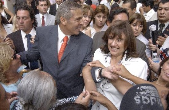 El gobernador Sapag y la vicegobernadora Ana Pechen debern pilotear las consecuencias de la tormenta financiera de este ao. 