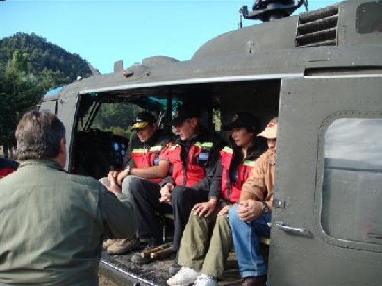 La actividad se realiz en lago Espejo con un helicptero del Ejrcito. 