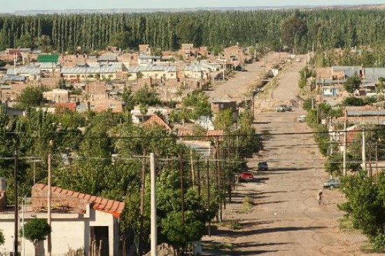 Con fondos de la renegociacin de contratos petroleros, Centenario har obras de asfalto y cordn cuneta. 