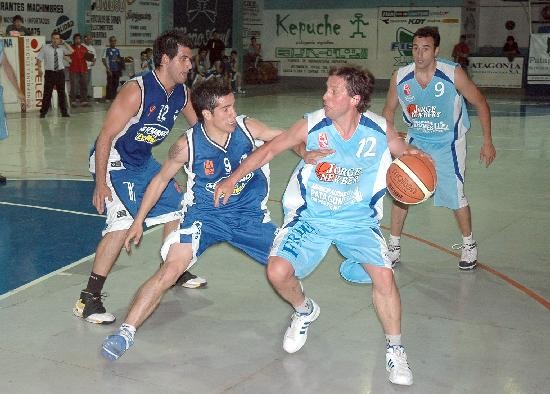 Sandn jug varios minutos en quinteto de Patagones. 