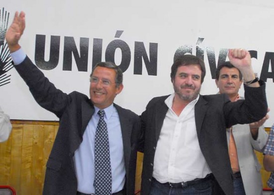 Horacio Quiroga y Eduardo Bentez juntos tras el anuncio. (Foto: Leonardo Petricio /AN).