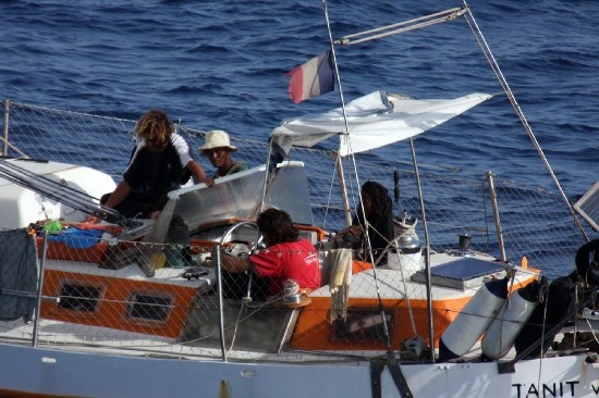 Uno de los barcos que estn en manos de los piratas en las costas africanas. 