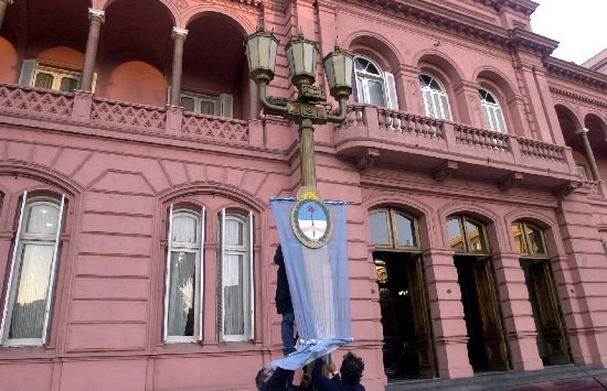 La dependencia de la Casa de Gobierno de donde desaparecieron elementos ceremoniales del ex presidente. 