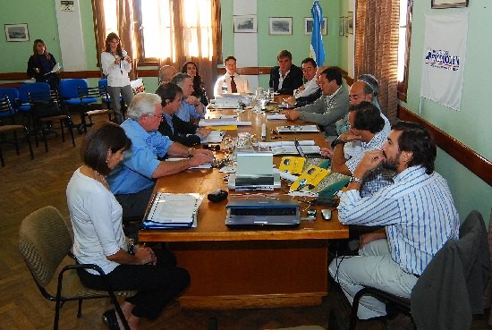 El subsecretario de Pesca de la Nacin, Norberto Yauhar, presidi el Consejo Federal Pesquero. 