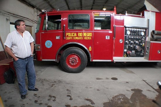 Al vehculo de bomberos le falta una pieza del motor que cuesta 9.000 pesos, pero el dinero no est al alcance. 
