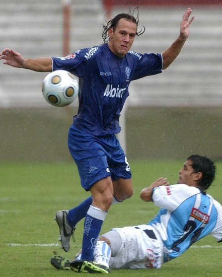 Federico Nieto, el hombre de punta en la ofensiva de Huracn. 