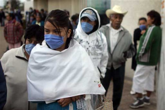 Crece en el mundo el alerta por la expansión del virus de influenza y se refuerzan las medidas de seguridad. (FOTO AP)