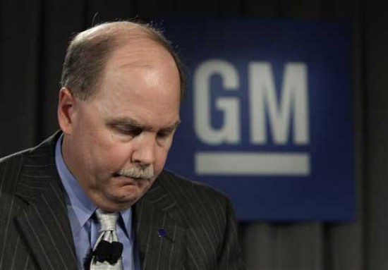 El CEO de GM, Fritz Henderson. La firma automotriz estadounidense anunci este lunes la supresin de 7.000 a 8.000 empleos adicionales con relacin a sus planes iniciales. (FOTO AP)