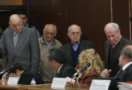 Osvaldo Garca, Fernando Verplaetsen y Omar Riveros, los principales acusados que perdieron el beneficio de la prisin domiciliaria. 