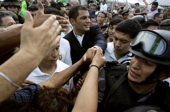 Los seguidores del reelecto presidente ecuatoriano esperan que mantenga el esquema distribucionista que los ha beneficiado. 