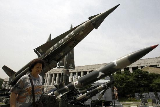 El rgimen comunista de Pyongyang prepara ahora el lanzamiento de un misil intercontinental, segn trascendi ayer en Sel. 