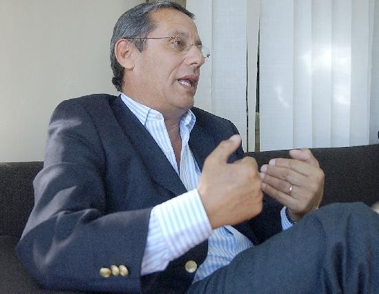 Quiroga dijo que Cobos debera haberse presentado como candidato a diputado en la provincia de Buenos Aires. 
