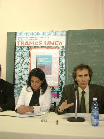 La secretaria de Extensin, Ins Prez, y el decano Omar Jurgeit, en el encuentro. 