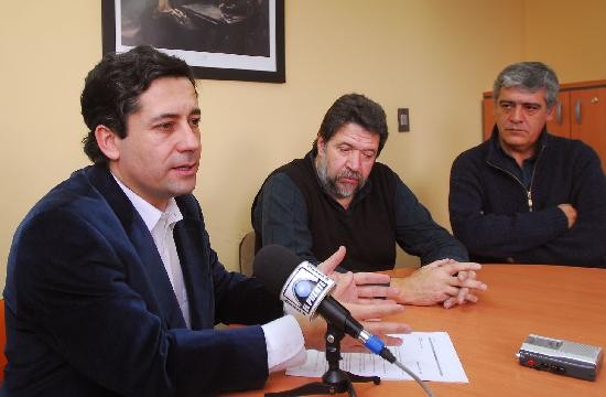 El secretario Mariano Mansilla y el economista Claudio Lozano 