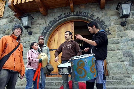 Los estudiantes consiguieron parte de lo que pedan. 