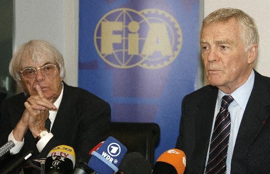 El mandams de la FIA no baja los brazos. 
